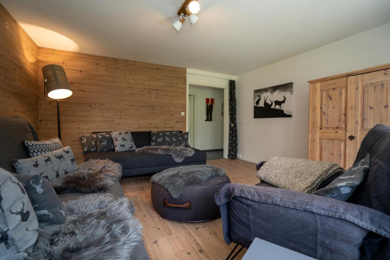 Aaa Chalet Allegra Rojo With Mountain View Scuol Luaran gambar